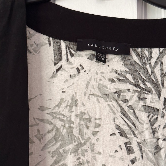 Sanctuary Green Botanical Leaf Kimono Robe/ Beach Cover up - One Size - Picture 4 of 9